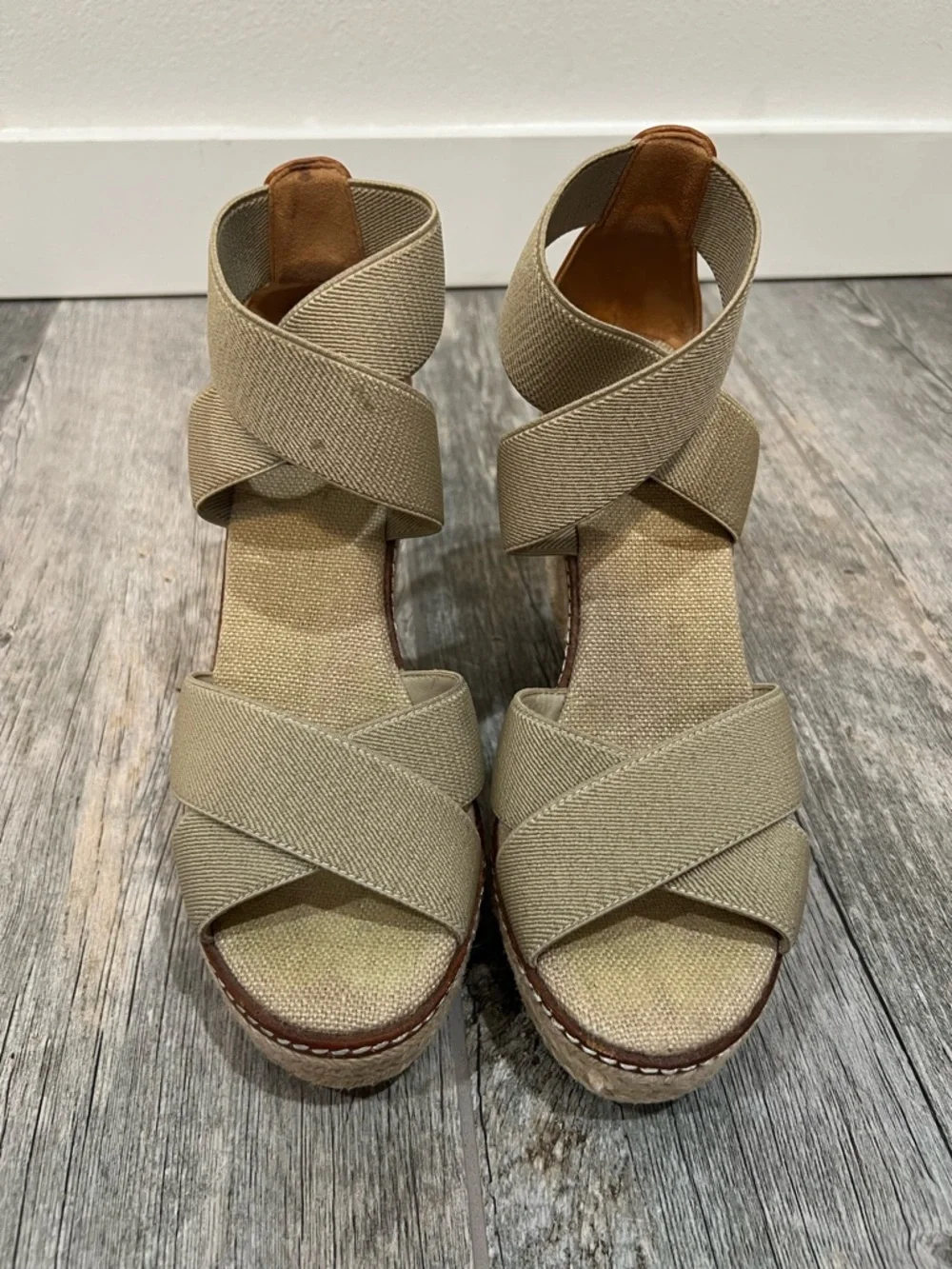 Tory Burch Frieda Platform Wedge Espadrille Beige Sandals Elastic Straps Size 7 - Picture 3 of 9
